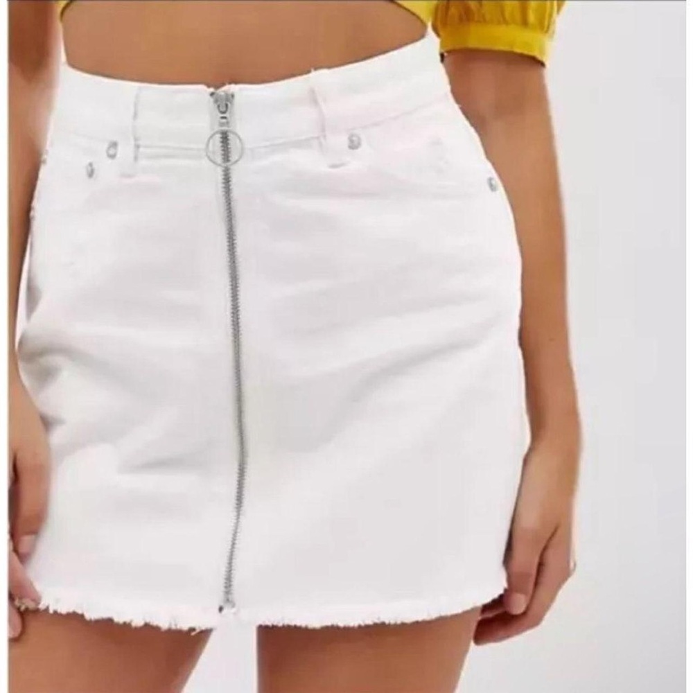 We The Free ‘Zip it Up’ White Mini Skirt